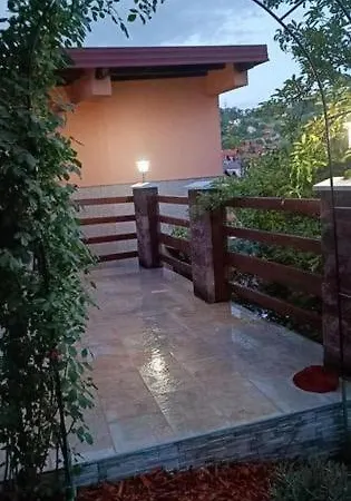 Apartment Kuca Pogled
